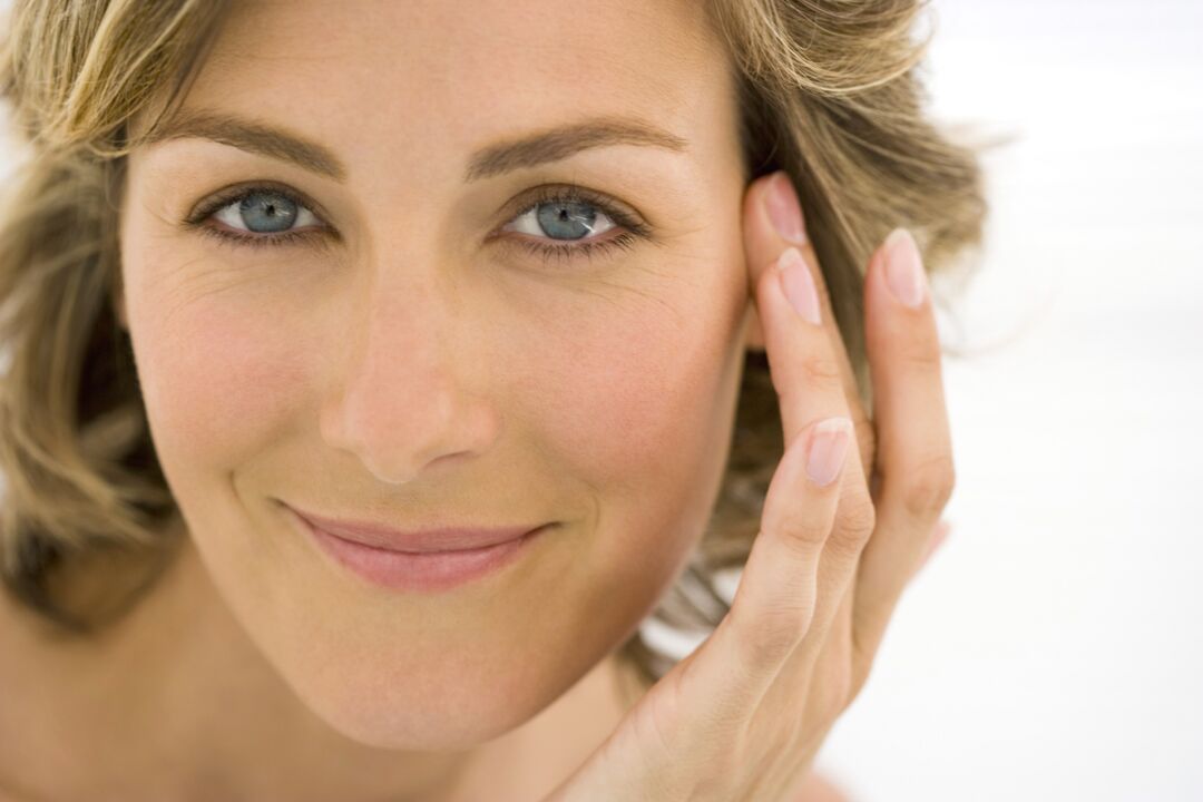 Self-massage of facial skin for rejuvenation